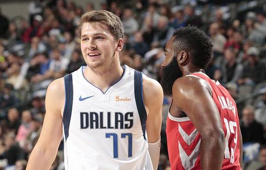 要求极高的 要求极高的