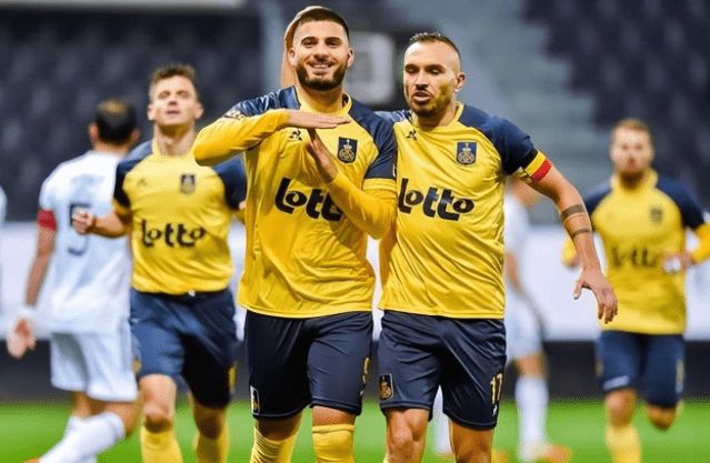 肩线轻顶 肩线轻顶